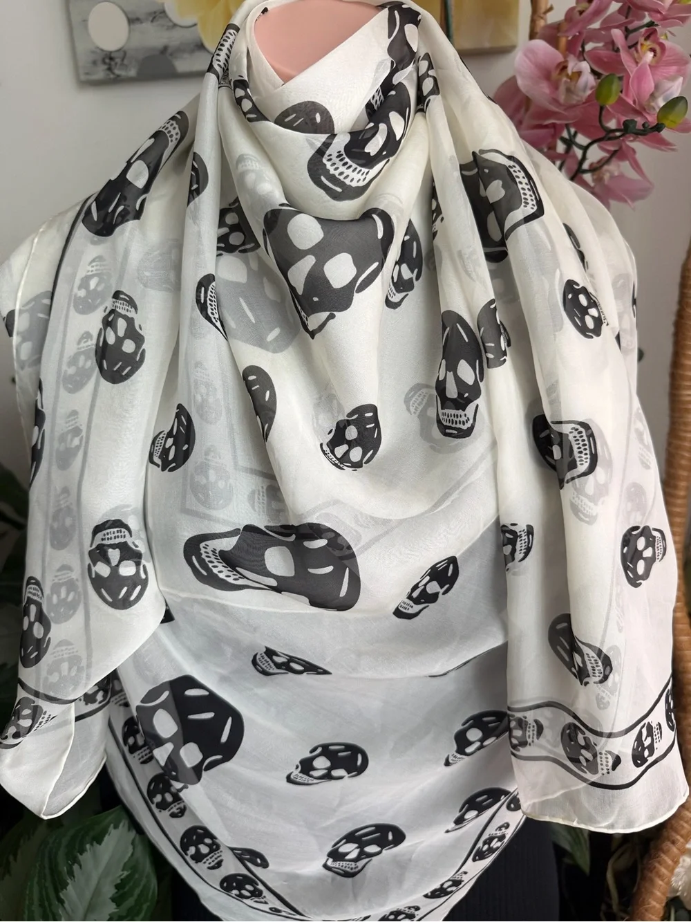 Alexander McQueen Skull Print Sheer Scarf - White and Black -